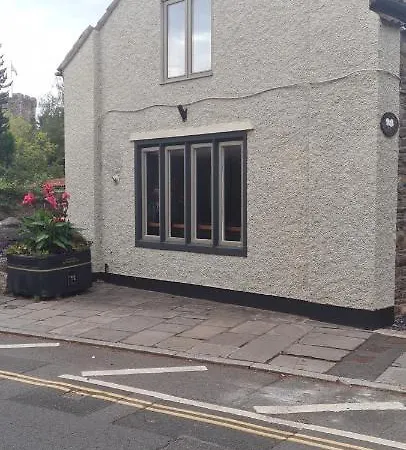 Charming 1-Bed Loft In Caerleon Apartment Newport  Exterior photo