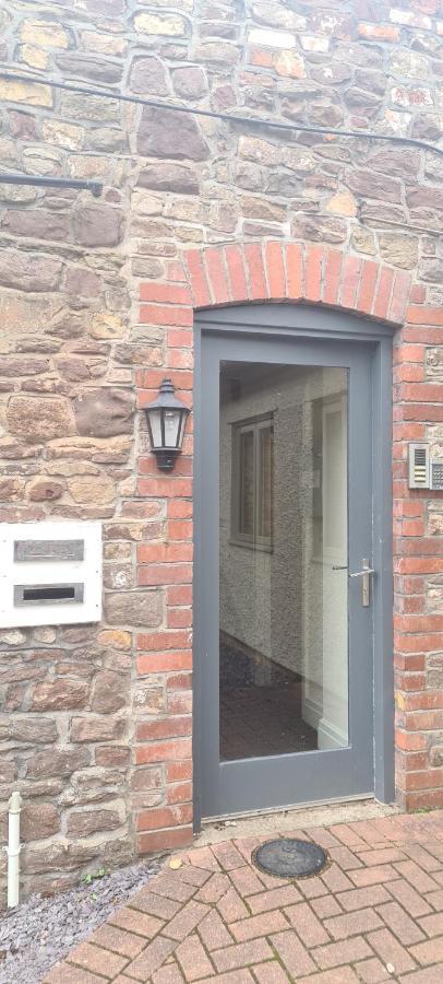 Charming 1-bed Loft In Caerleon Newport (Gwent)